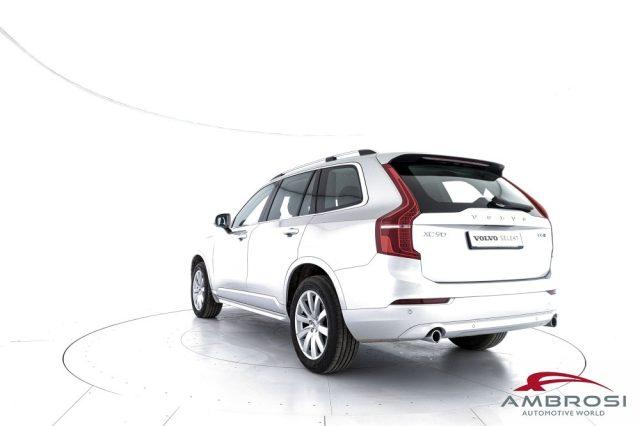 VOLVO XC90 D5 AWD Geartronic Momentum