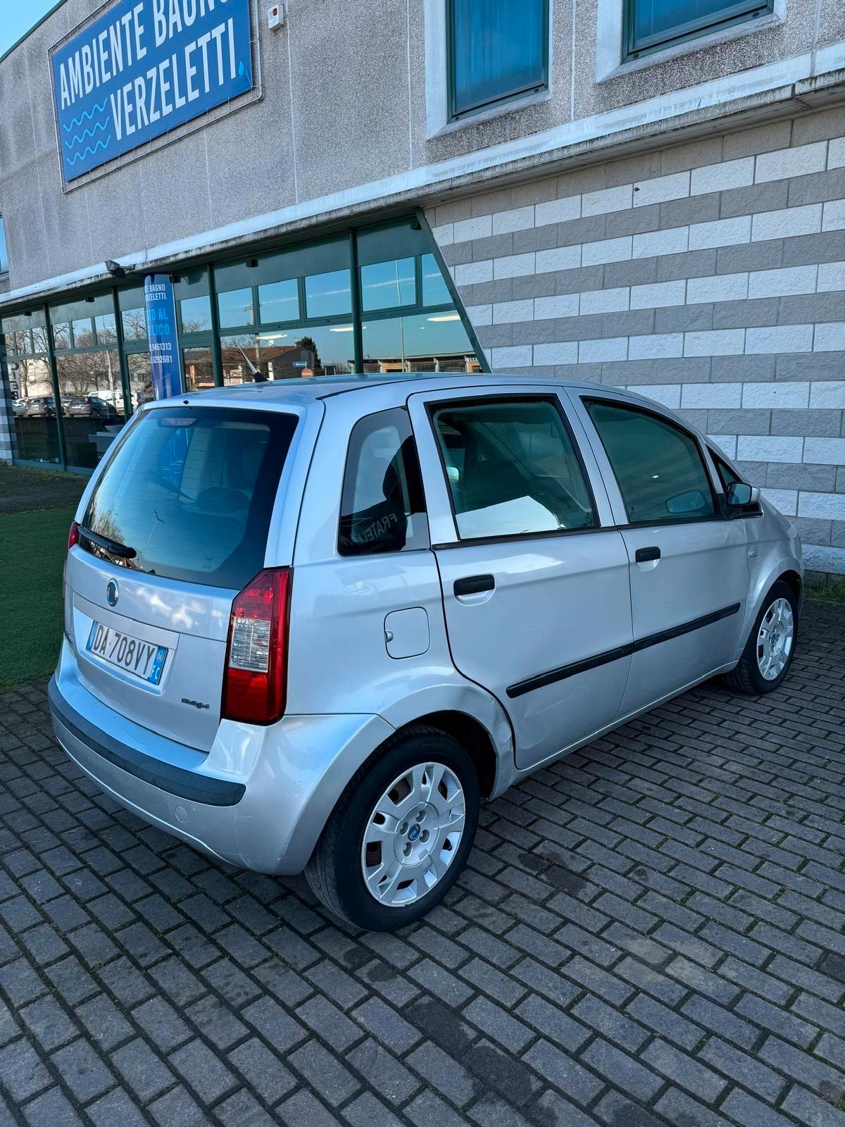 Fiat Idea 1.3 Multijet 16V Emotion