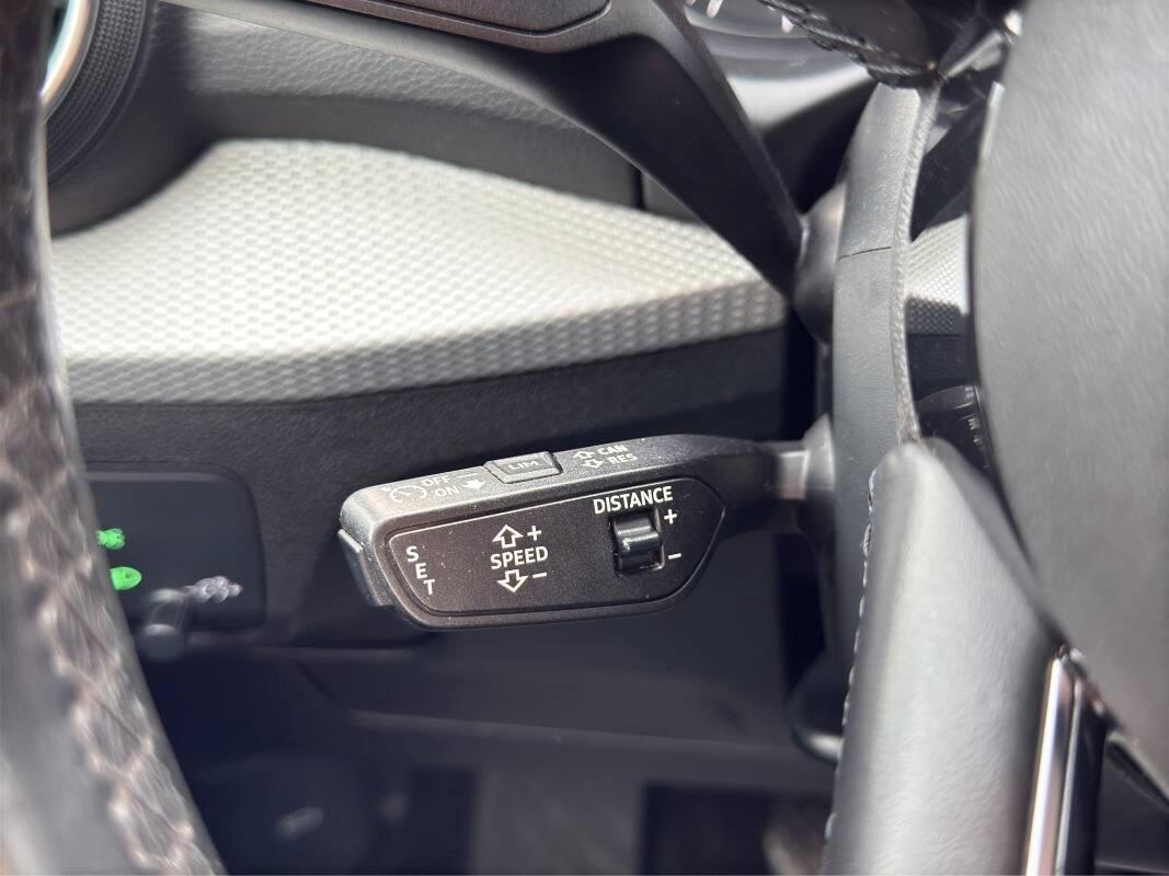 Audi Q2 30 2.0 tdi Business