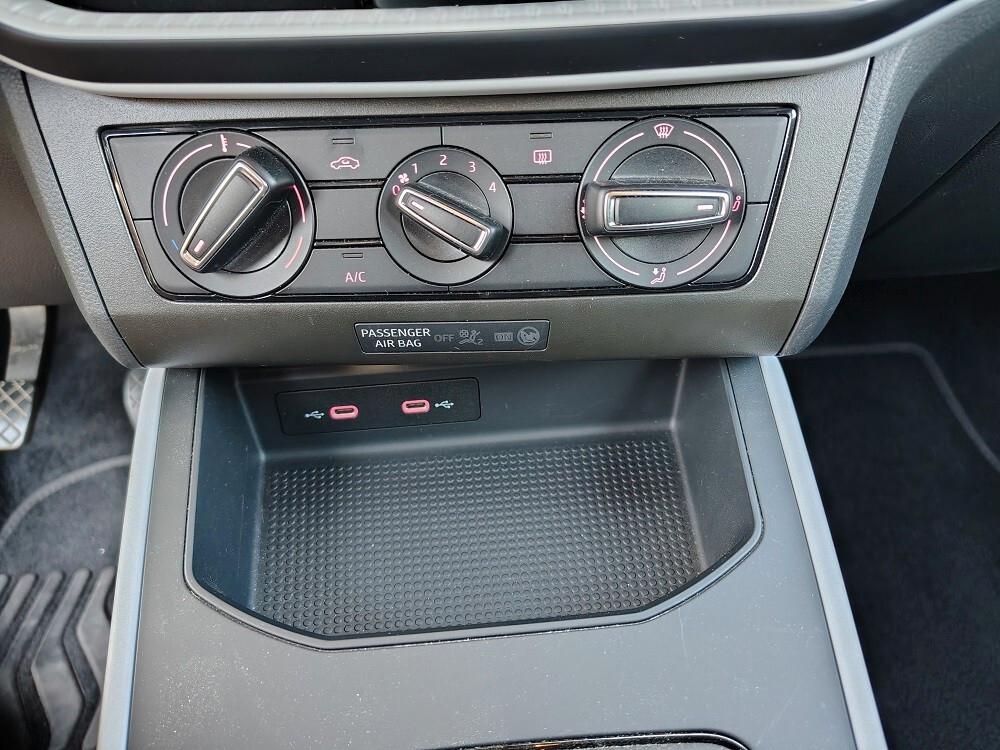 Seat Arona 1.0 EcoTSI 95 CV Black Edition