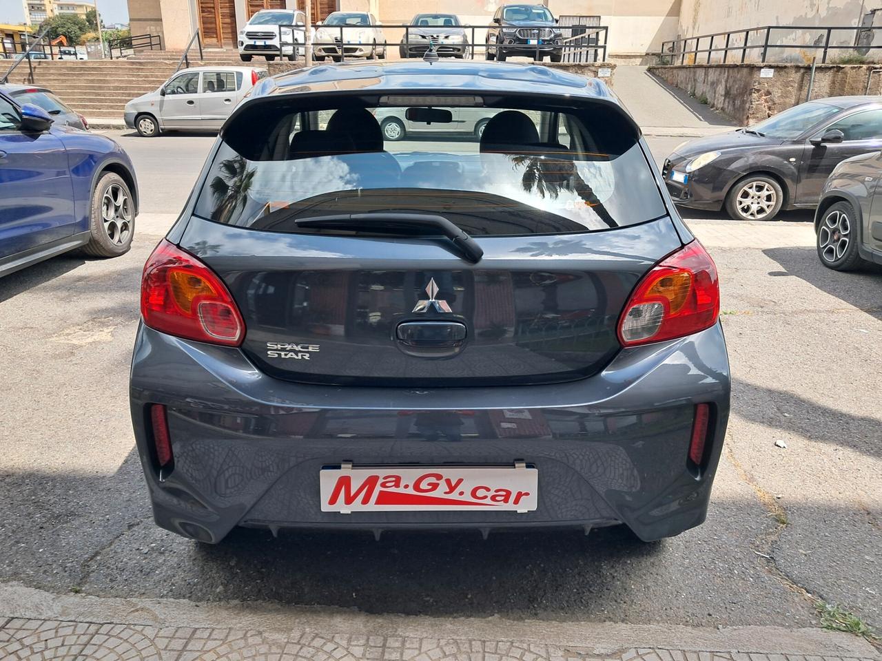 Mitsubishi Space Star 1.2 Invite SDA