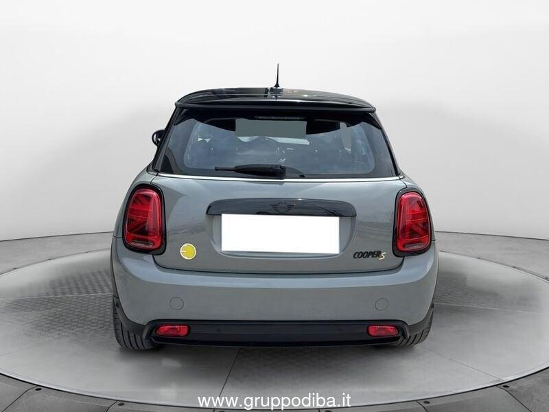 MINI Mini Full Electric Mini F56 2021 Full Electric Mini 3p Cooper SE Electric auto