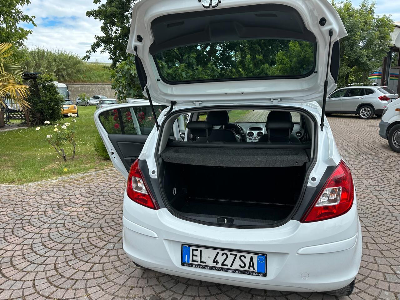 Opel Corsa 1.2 85CV 5 porte GPL-TECH Ecotec IDONEA PER NEOPATENTATI PERMUTABILE