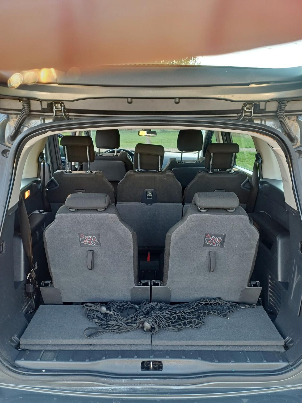 Peugeot 5008 1.6 HDi 112CV Tecno