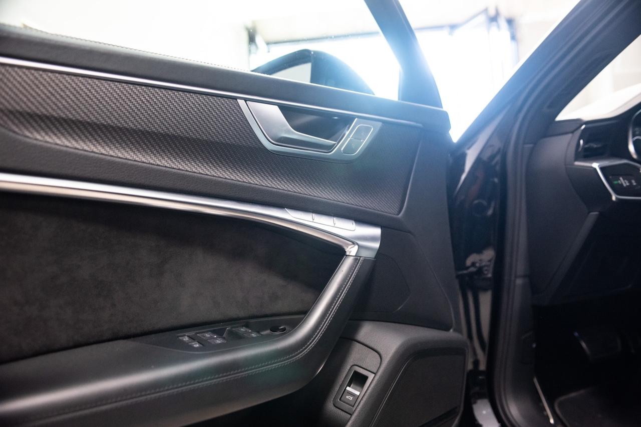 Audi RS6 RS 6 Avant 4.0 TFSI V8 quattro tiptronic