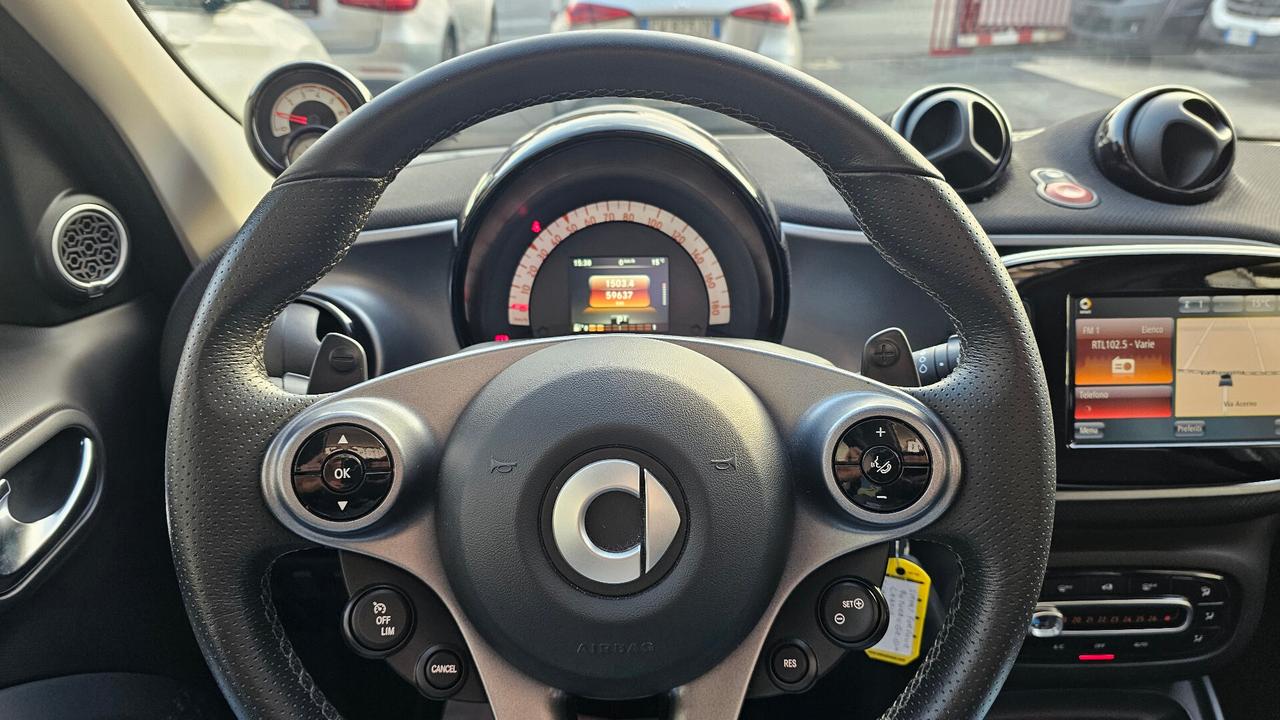 Smart ForFour 90 0.9 Turbo twinamic PASSION CABRIO PACK SPORT TAGL UFF NAV ANDR