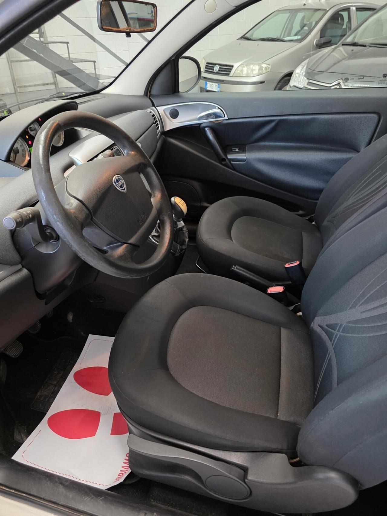 Lancia Ypsilon 1.2 Diva Euro 5