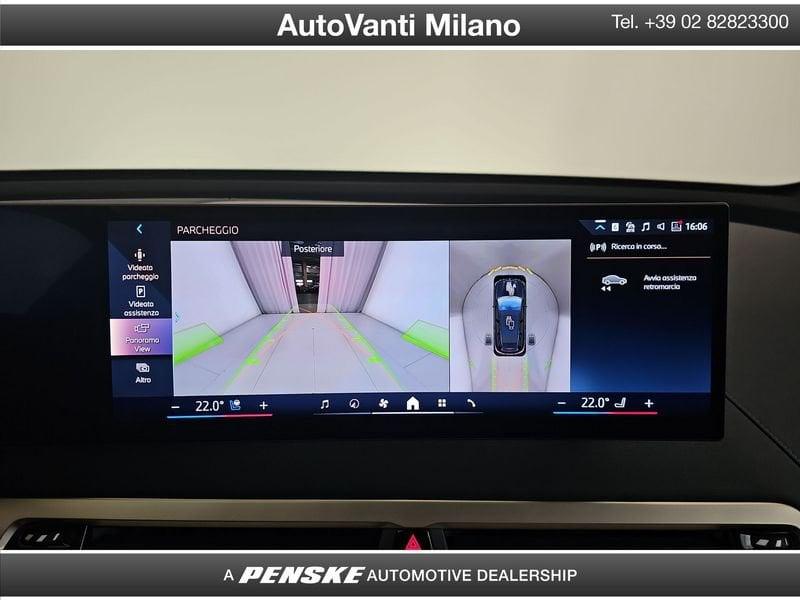 BMW iX xDrive40 Pacchetto Sportivo