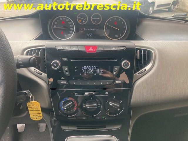 LANCIA Ypsilon 1.2 69 CV 5 porte Silver