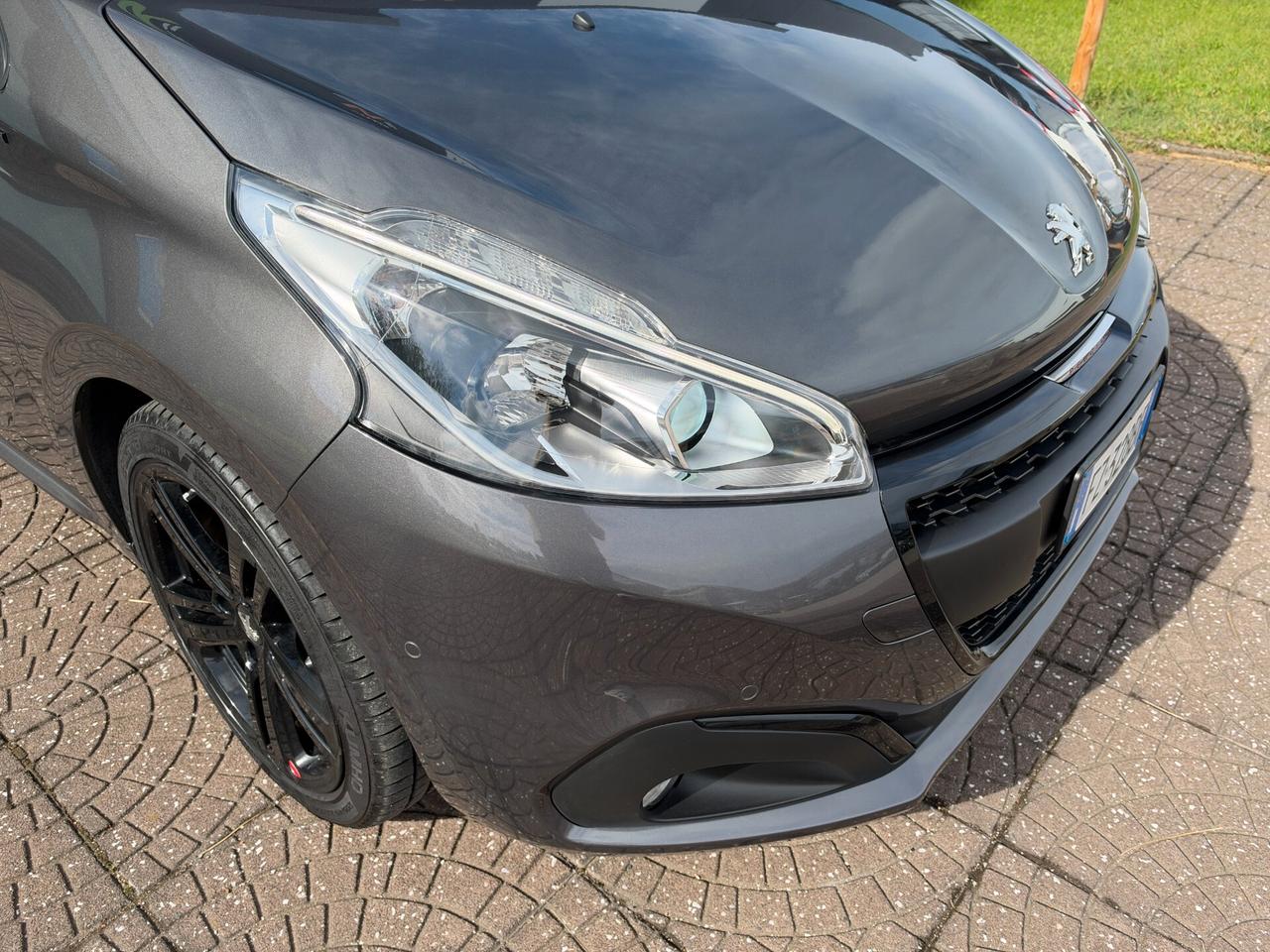 Peugeot 208 Turbo 110 EAT6 S&S 5 porte GT Line