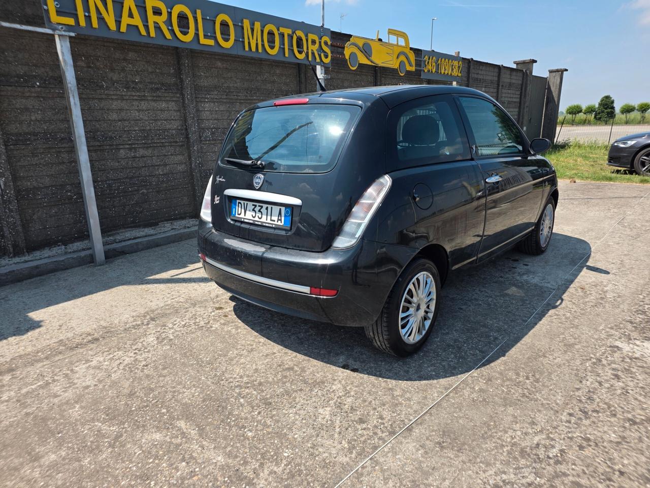 Lancia Ypsilon 1.2 Argento