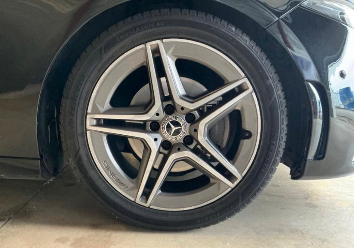Mercedes-benz A 200 d Automatic Premium AMG