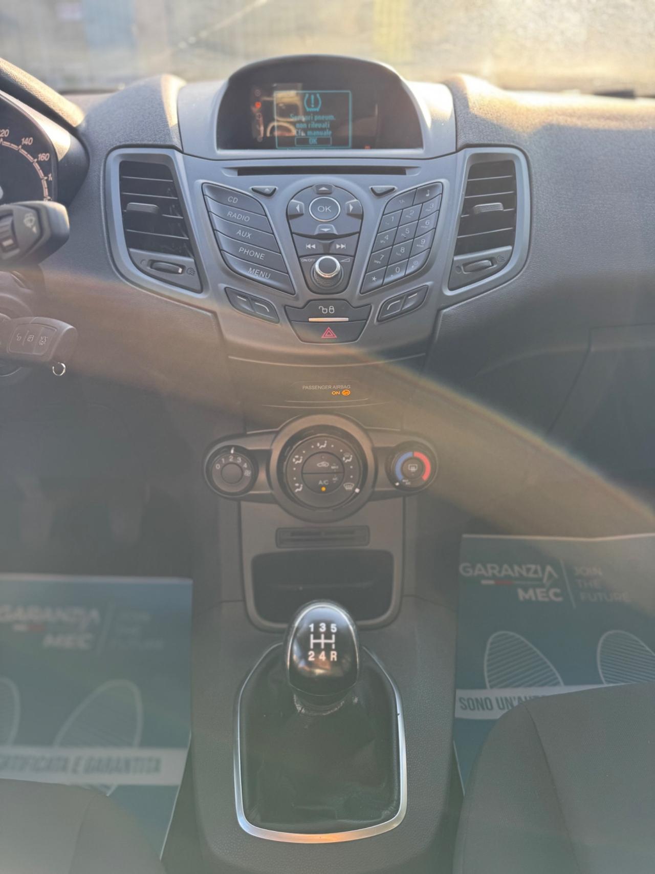 Ford Fiesta 1.5 TDCi 75CV 5 porte Black & White Edition