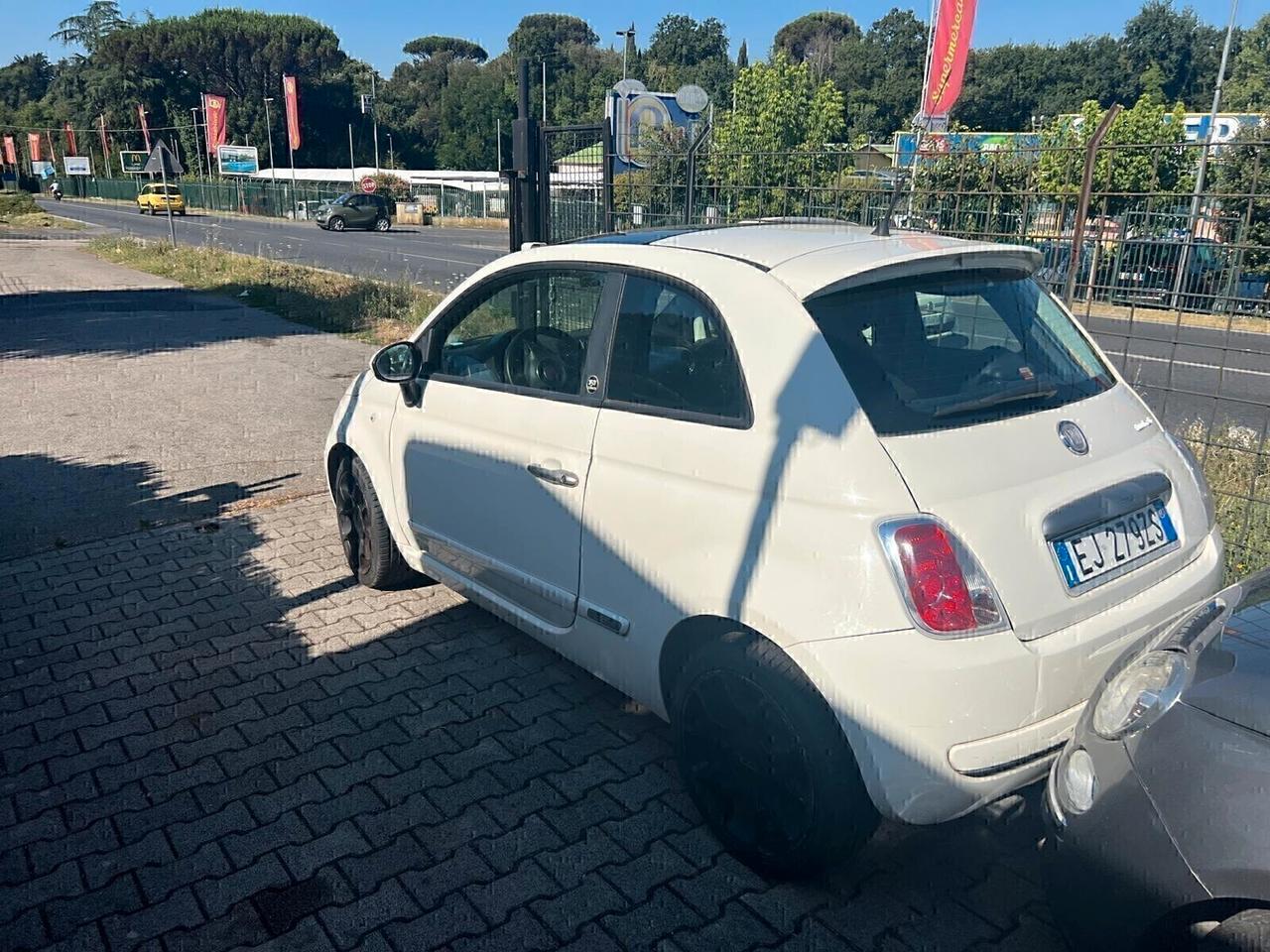 FIAT 500 CAMBIO AUTOMATICO MOTORE NUOVO