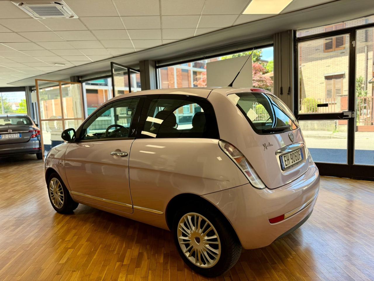 Lancia Ypsilon 1.2 69 CV Platinum