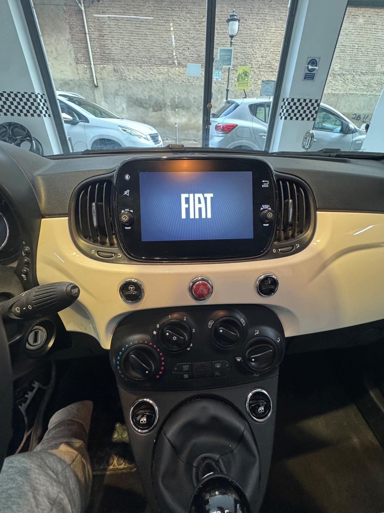 Fiat 500 Hybrid Dolcevita