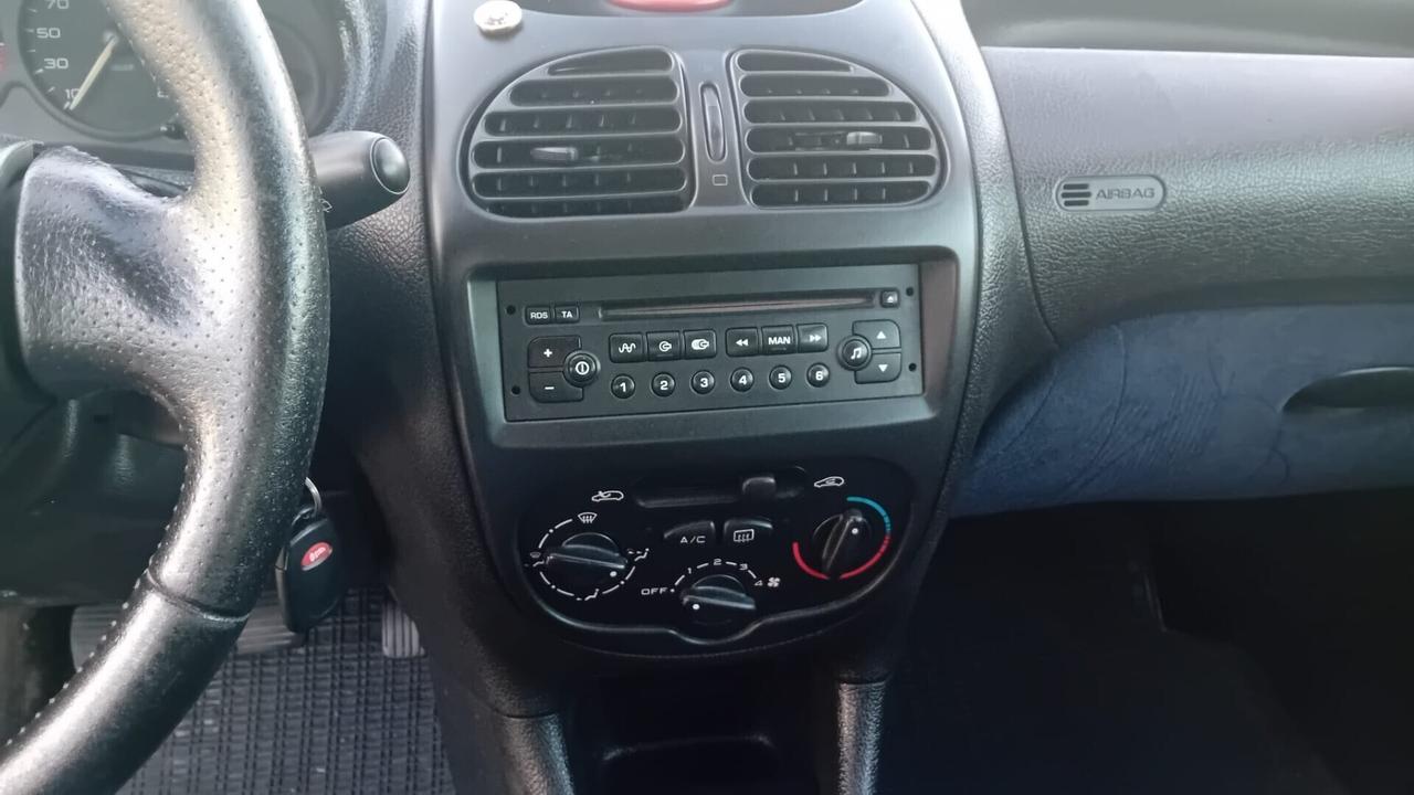 Peugeot 206 1.4 HDi 5p. XR