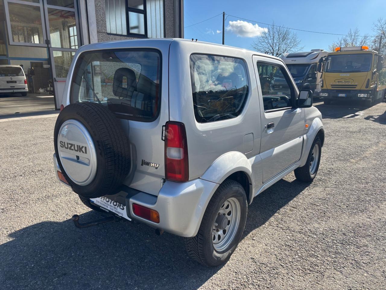 Suzuki Jimny 1.5 DDiS cat 4WD SOLO PER OPERATORI DEL SETTORE.