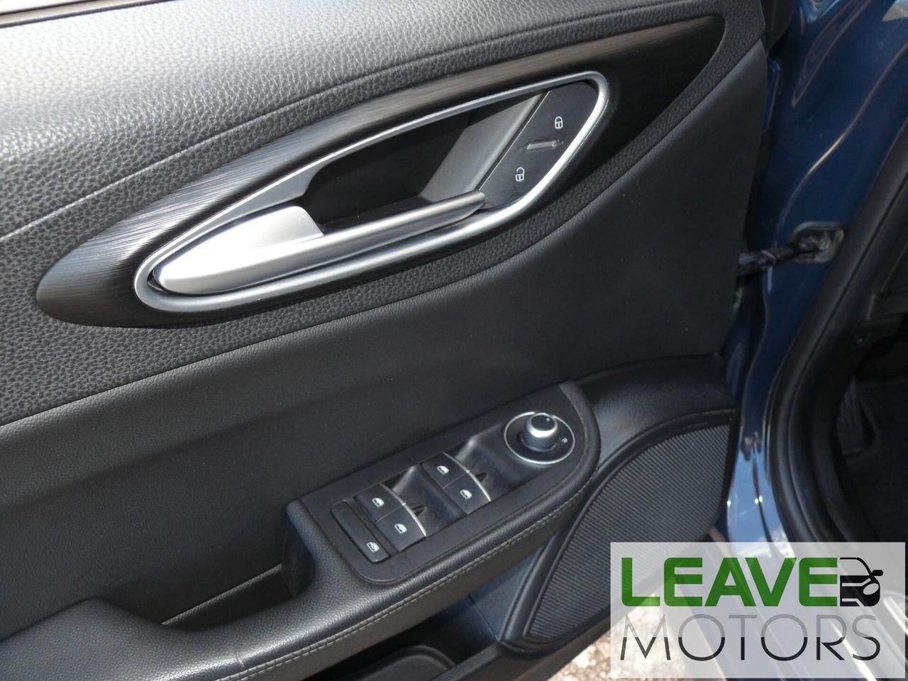 Alfa Romeo Giulia 180 CV AT8 Sport (M1487)