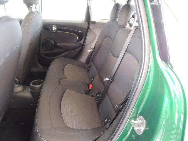 MINI Cooper 1.5 Cooper Essential 5 porte