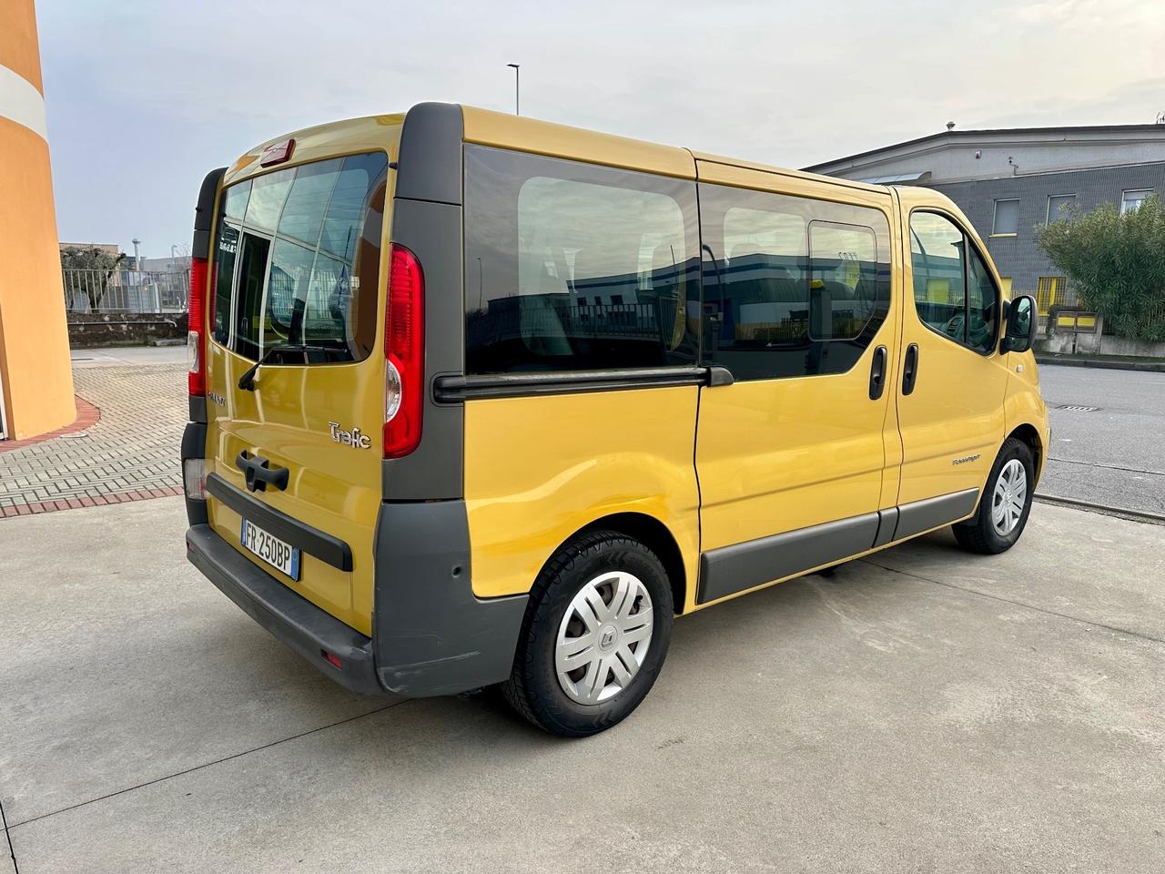 Renault Trafic T27 2.0 dCi/115 PC-TN Passenger Pack