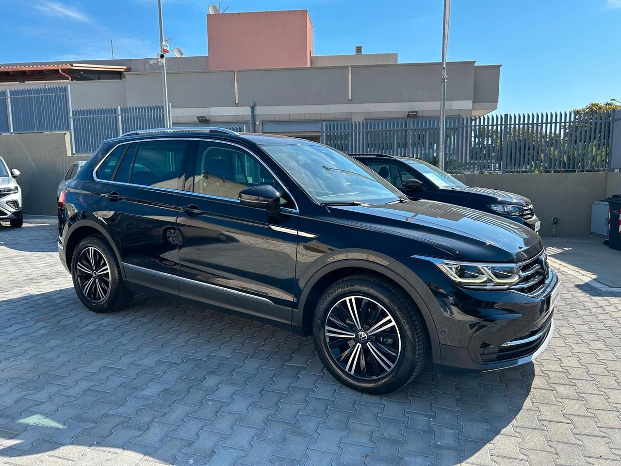 Volkswagen Tiguan 2.0 TDI 150 CV SCR DSG Elegance