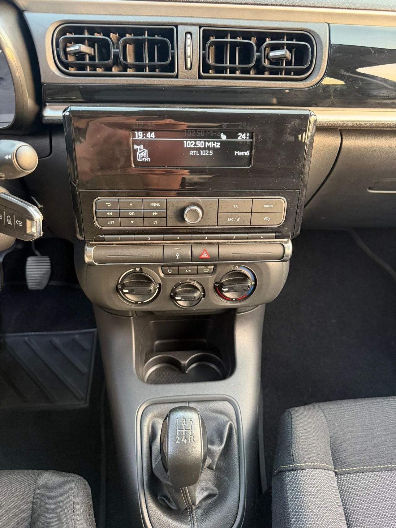 Citroen C3 PureTech 83 S&S Shine neopatentato