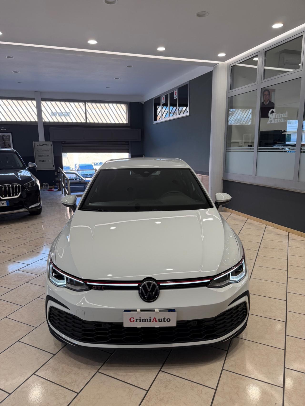 Volkswagen Golf GTI 2.0 TSI DSG