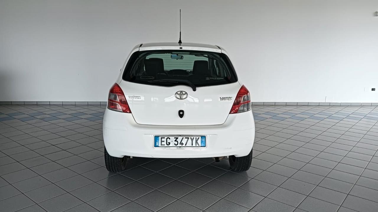 Toyota Yaris 1.4 D-4D DPF 5 porte Sol
