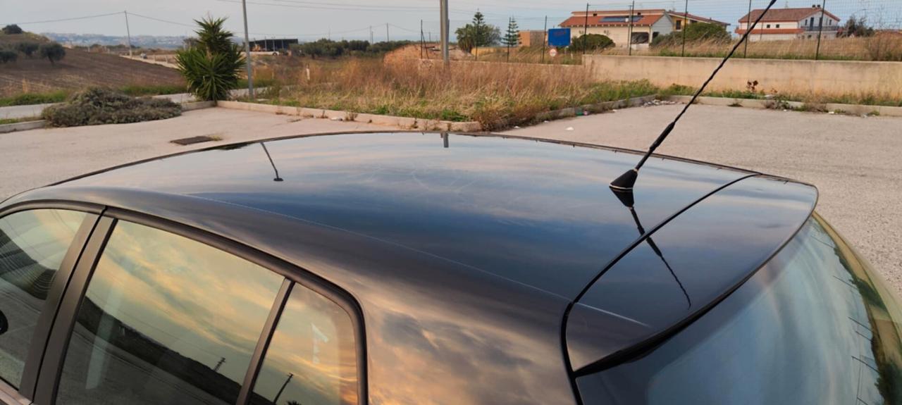 Volkswagen Golf 2.0 TDI DPF 4mot. 5p. GT Sport