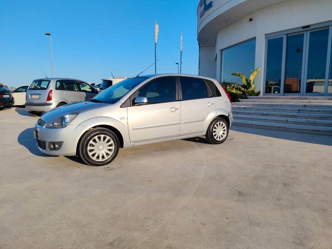 Ford Fiesta 1.4 tdci Plus 5p