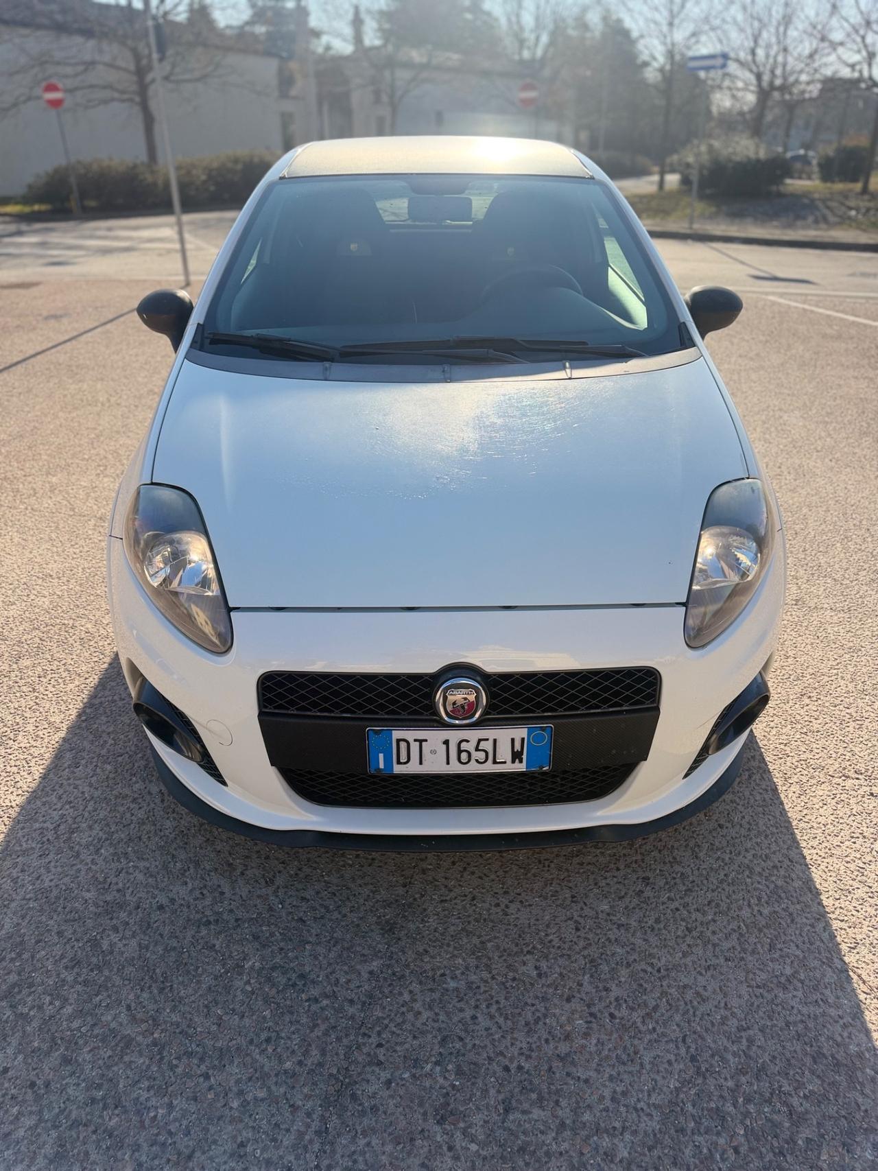 ABARTH GRANDE PUNTO 1.4t-JET €5000