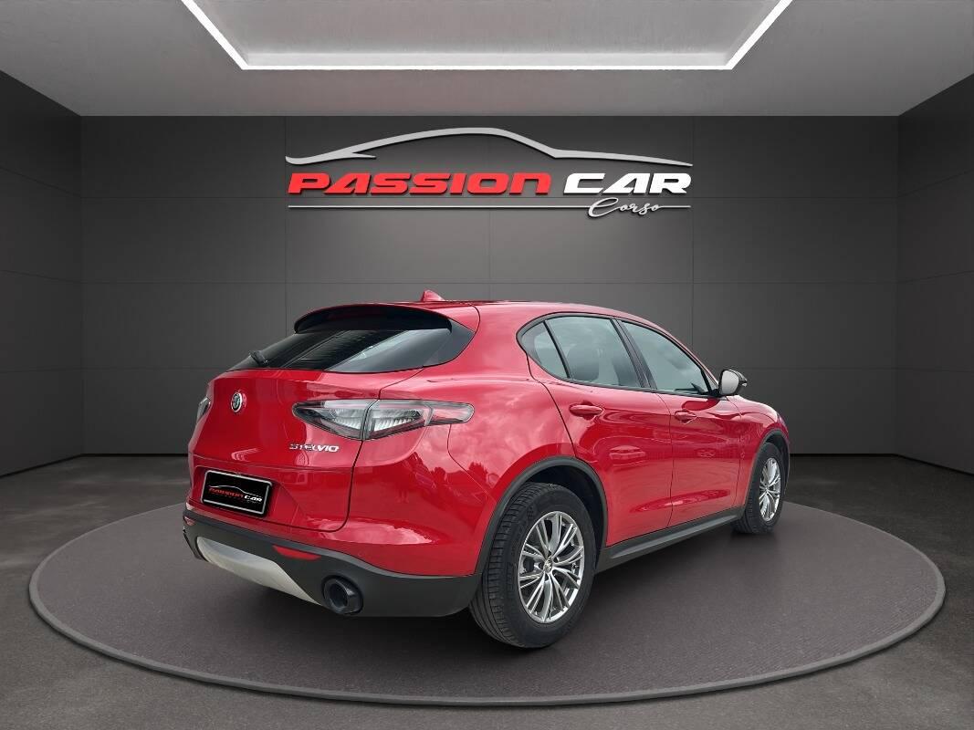 Alfa Romeo Stelvio 2.2 t Super rwd 160cv auto