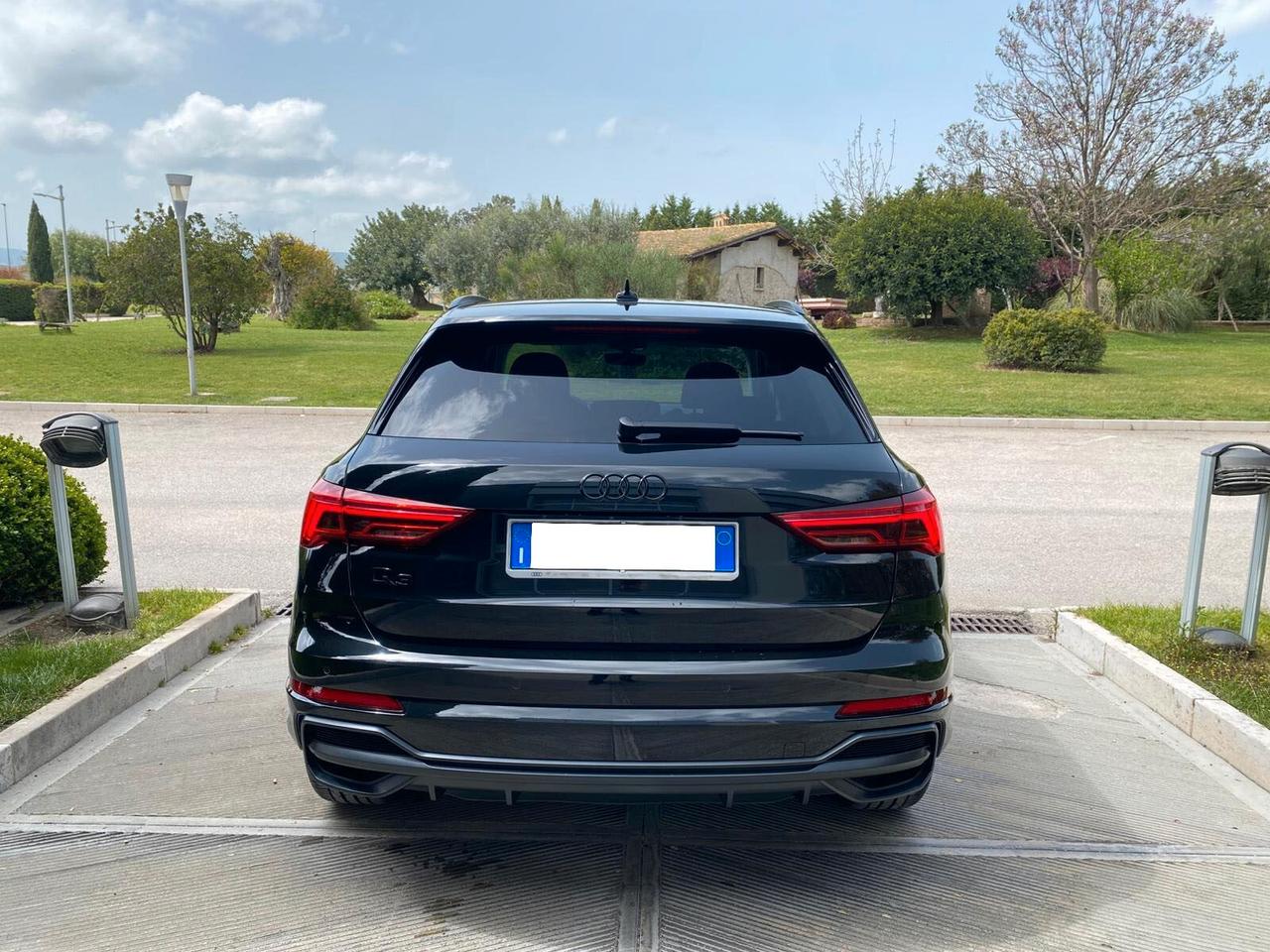 Audi Q3 35 TFSI S line edition