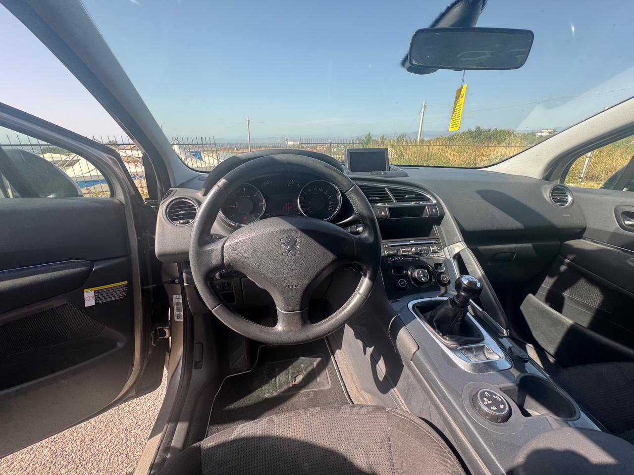 Peugeot 3008 1.6 HDi 115CV Business