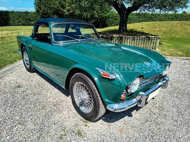 Triumph TR4 IRS Verde inglese | 1966 ASI Guida sinistra 2138 cc Ducati Bologna