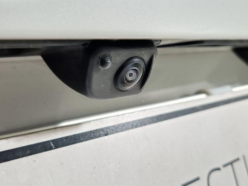 BMW X1 U11 sdrive18d X-Line auto