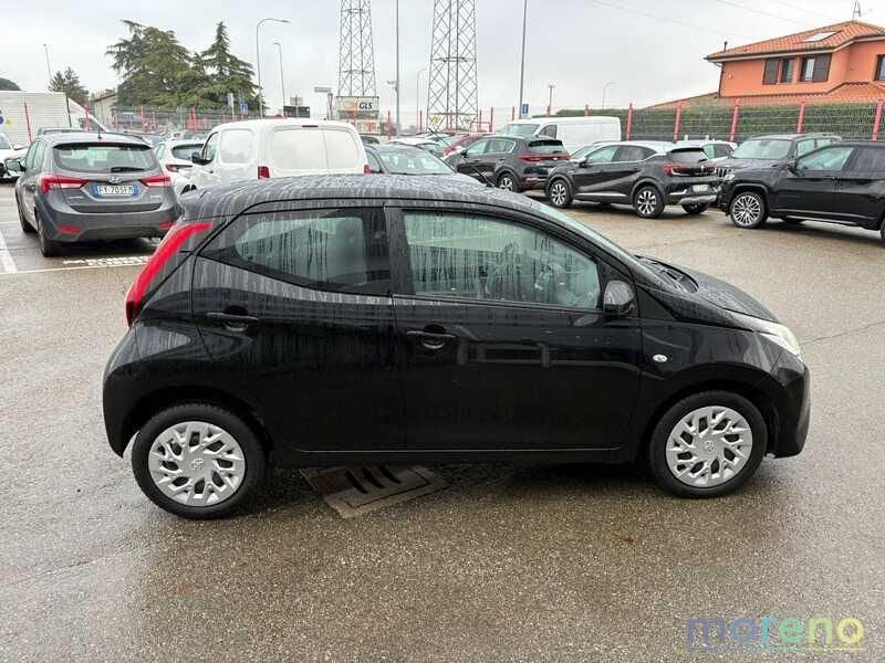 Toyota Aygo 1.0 72 CV x-play
