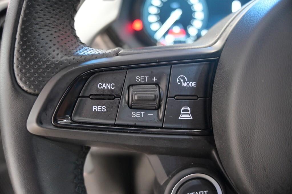 ALFA ROMEO TONALE 1.6 DIESEL 130CV TCT6 MY25 VELOCE ( FARI LED MATRIX - PADDLE AL VOLANTE - COCKPIT - PELLE - ACTIVE CRUISE - AMBIENT LIGHTS - NAVI - MIRROR - PDC - TELECAMERA POST. - CERCHI 19 )