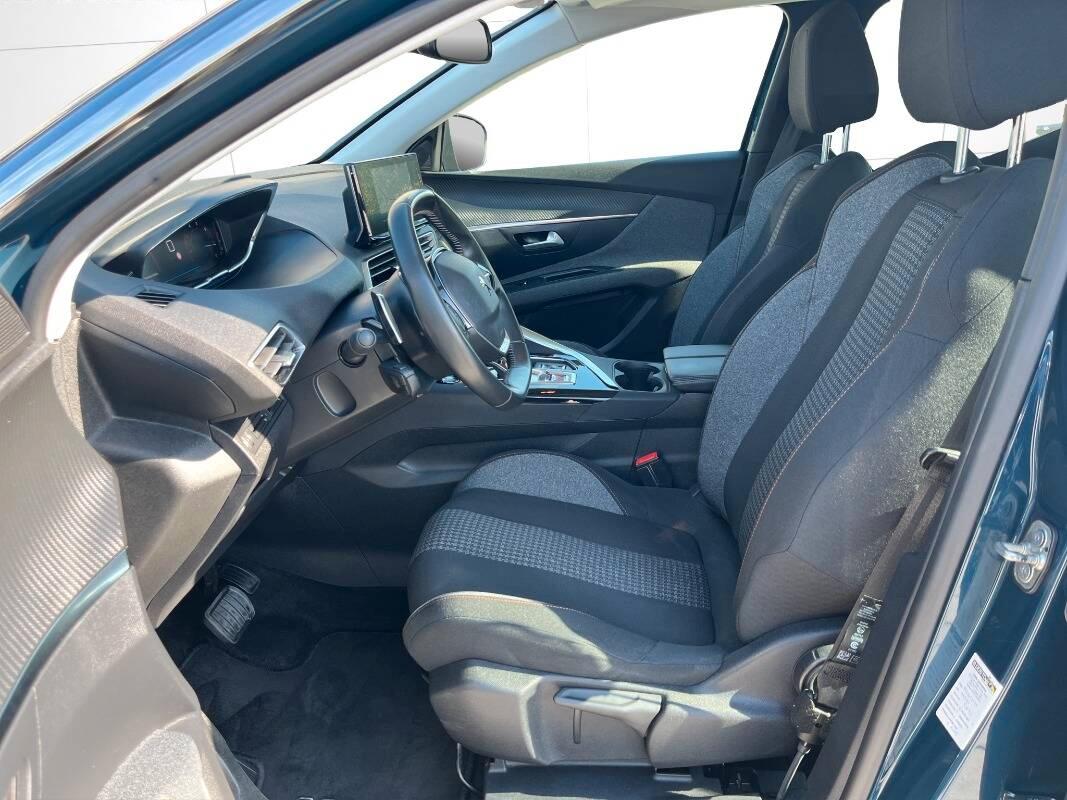 Peugeot 3008 II 1.5 bluehdi Active Business s&s 130cv eat8