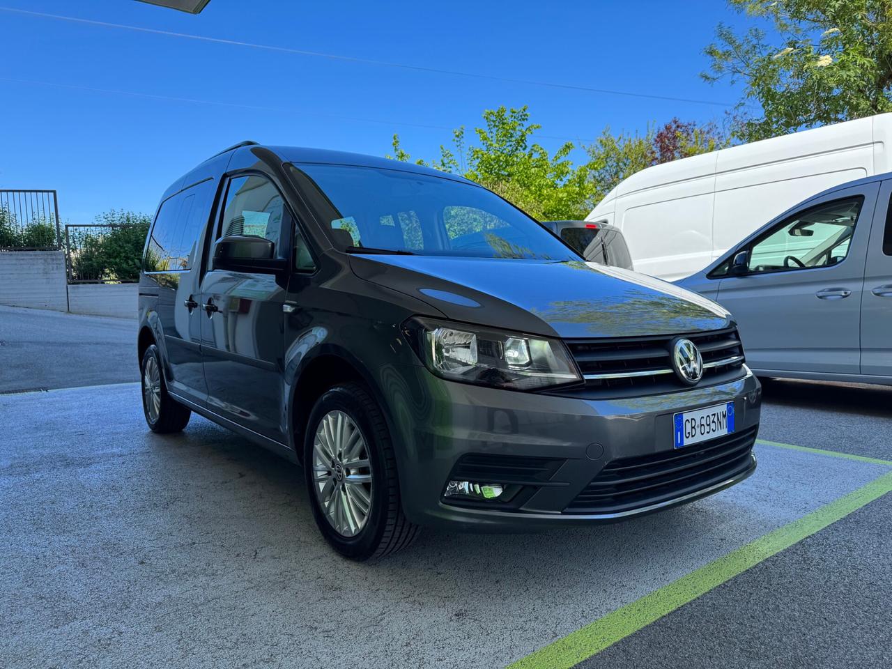 Volkswagen Caddy 2.0 TDI DSG 5P N1 GARANZIA 24MESI