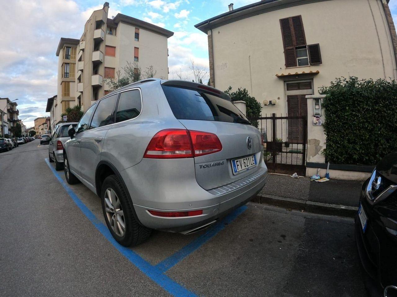 VOLKSWAGEN Touareg 3.0 V6 TDI 240CV DPF tip. Exclusive G.Traino