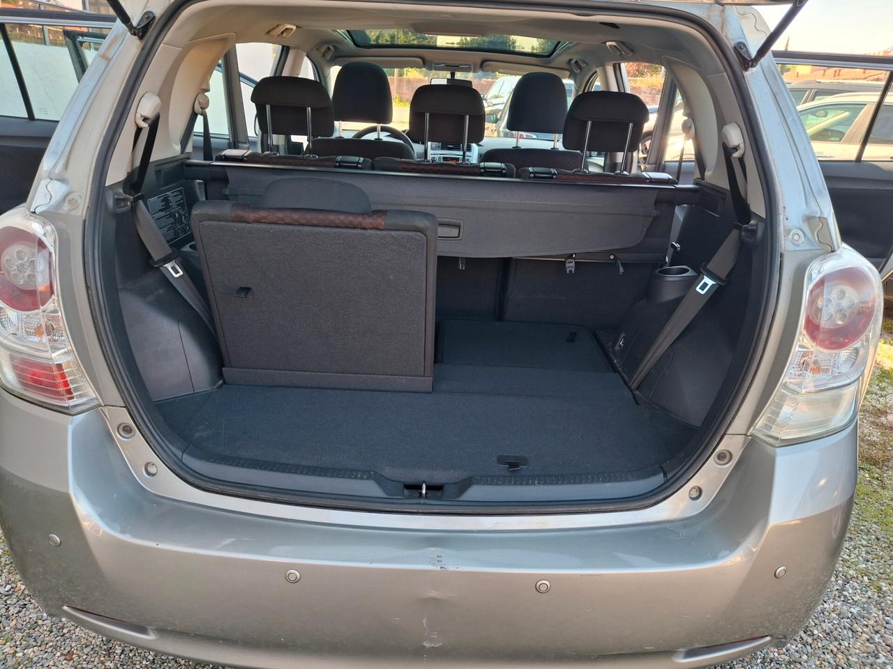 Toyota Verso 2.0 D Sol 7 posti