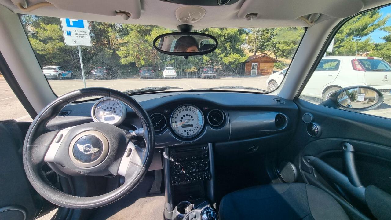 Mini Mini 1.6 16V One