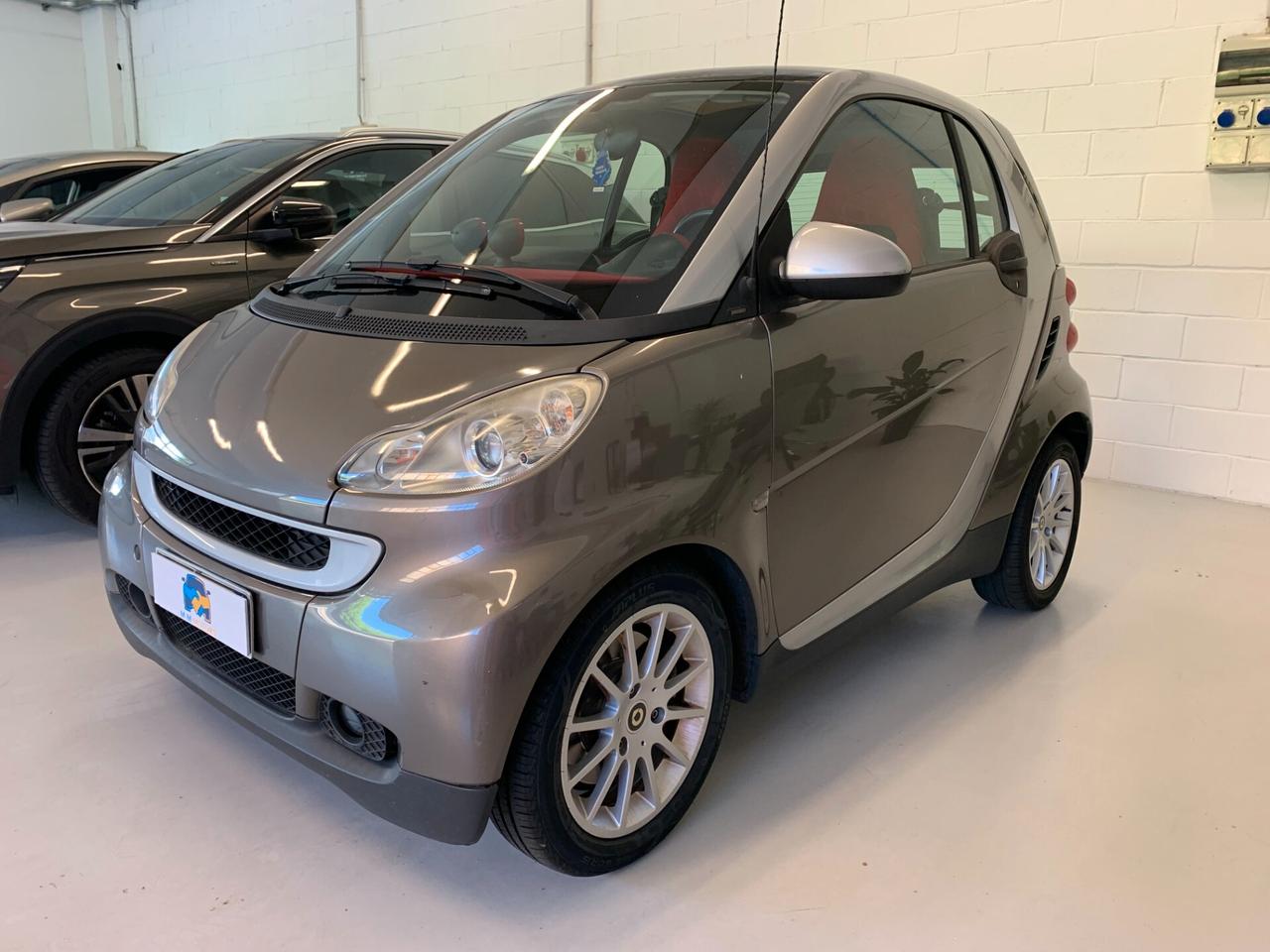 Smart ForTwo 1000 62 kW coupé passion