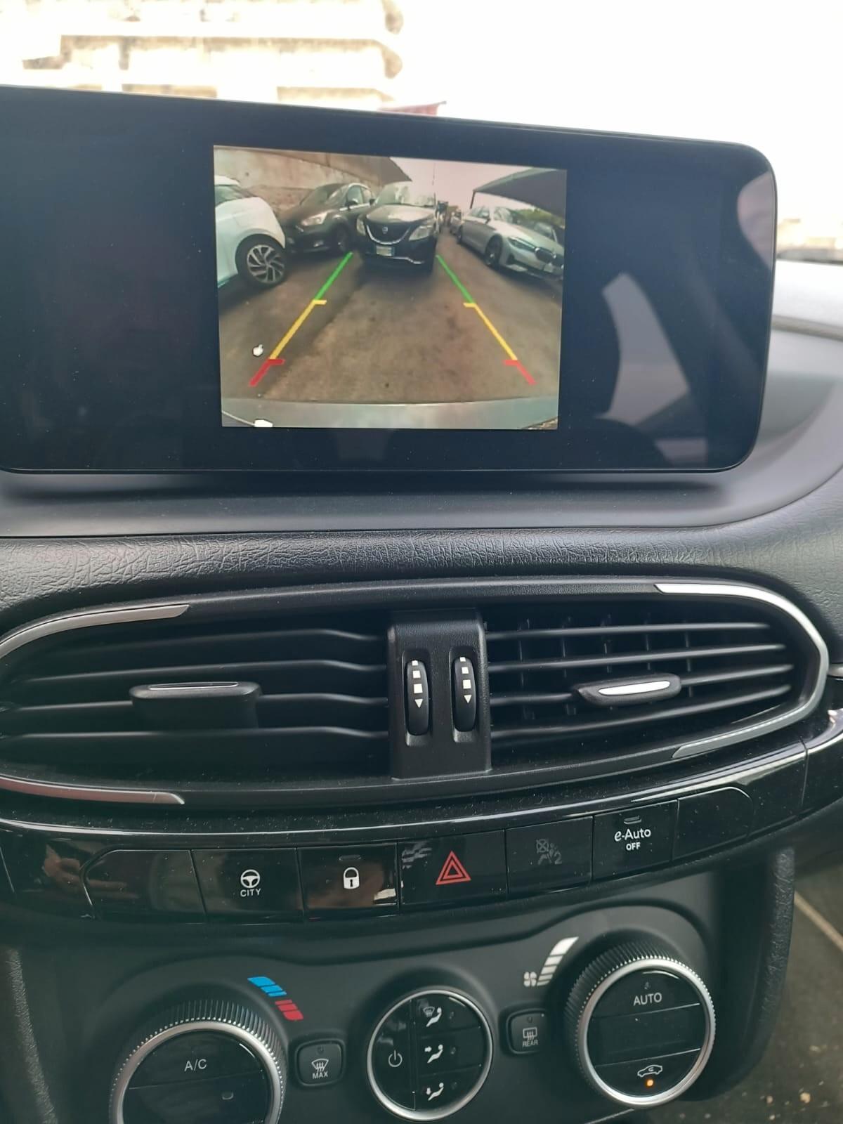 Fiat Tipo 1.5 Hybrid DCT SW Cross
