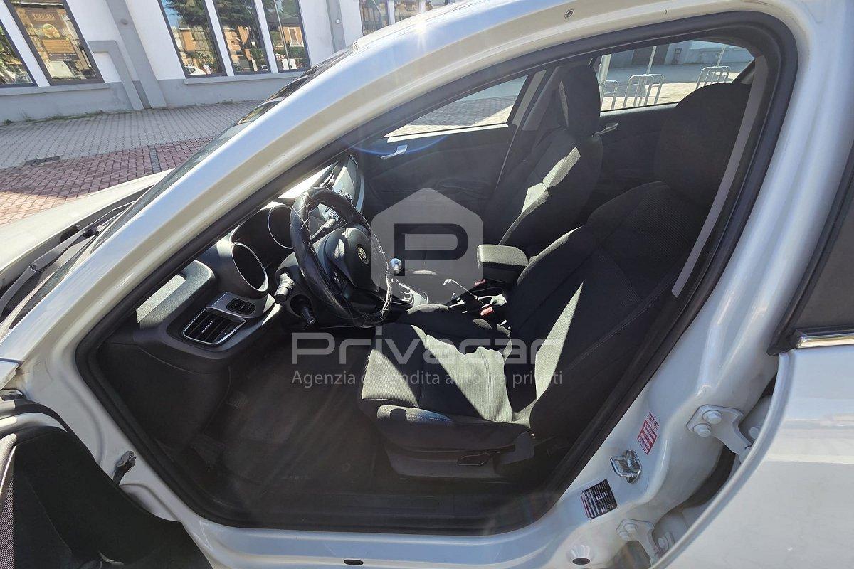 ALFA ROMEO Giulietta 1.6 JTDm-2 105 CV Distinctive