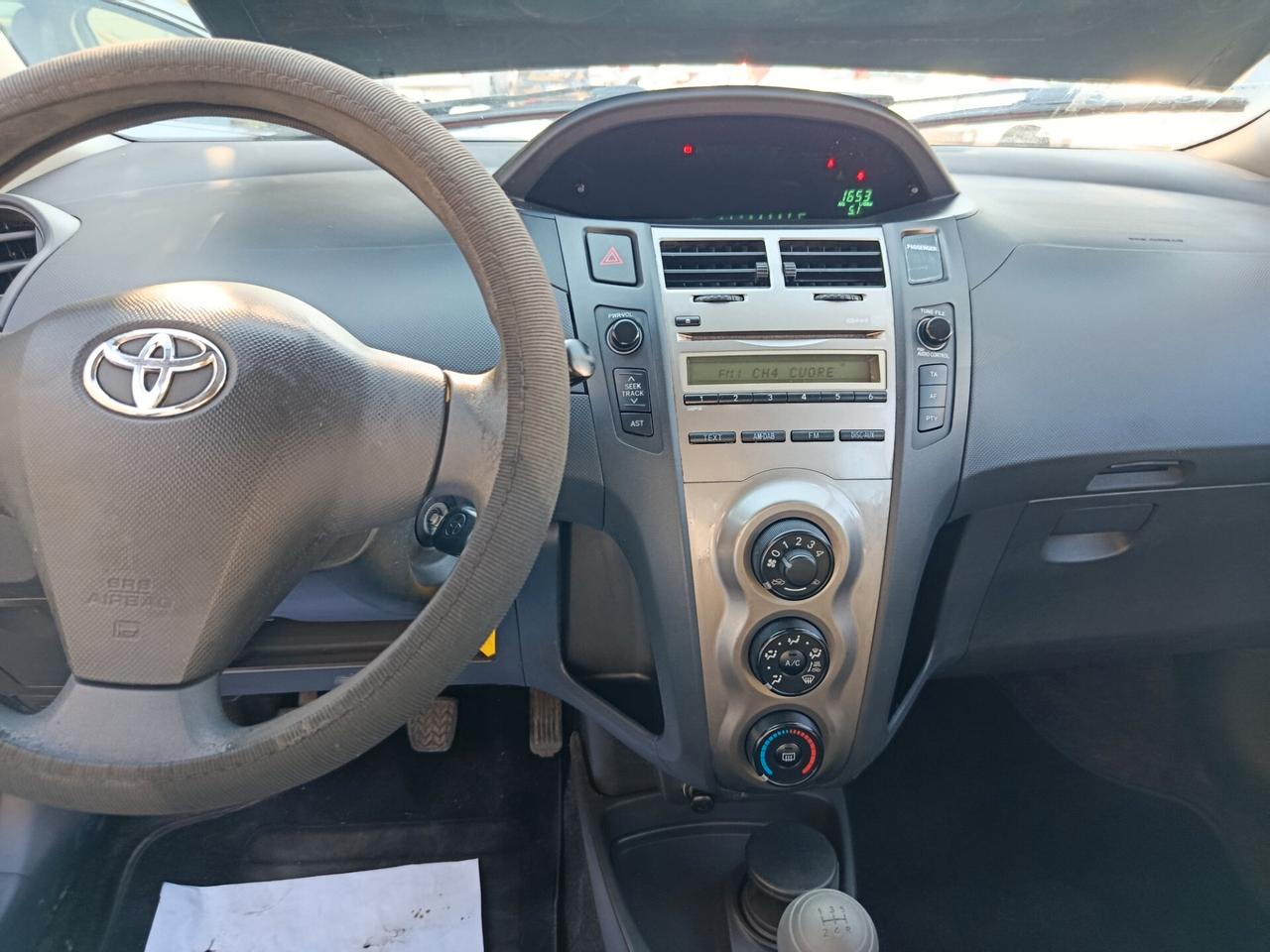 Toyota Yaris 1.0 5 porte Sol 2011