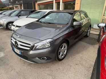 MERCEDES-BENZ A 180 CDI Premium