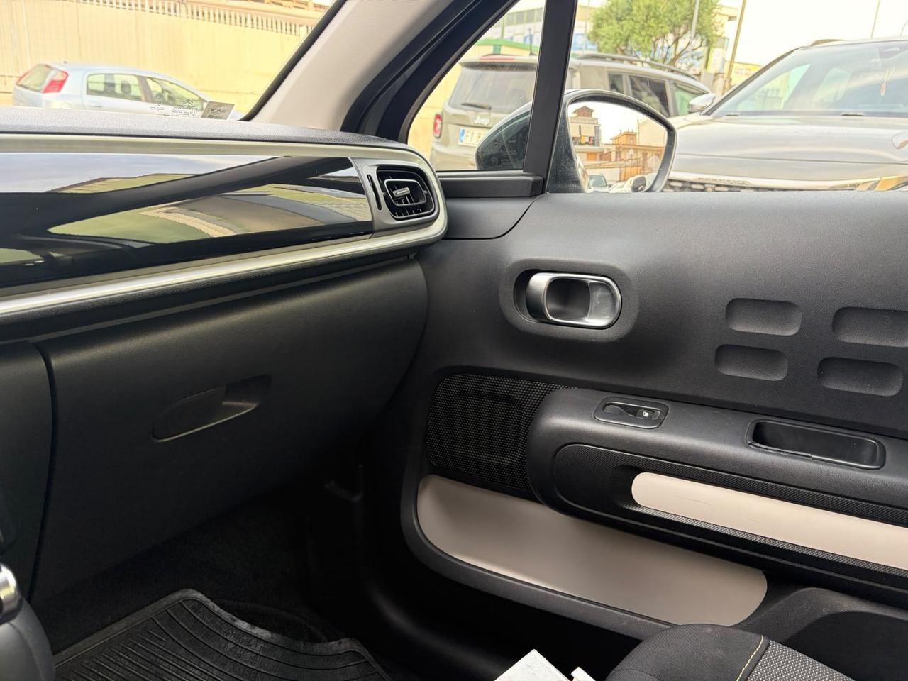 Citroen C3 BlueHDi 100 S&S Shine